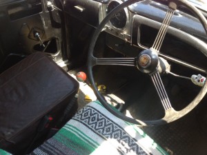 Morris Minor Pickup 1098 interior