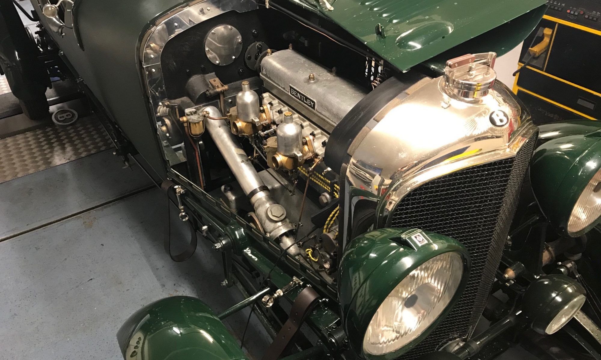 Prewar Bentley carburettor repair service and rolling road tuning