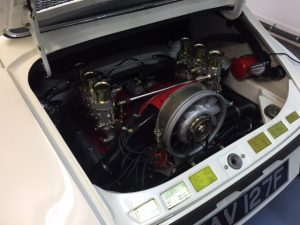 1968-porsche-911-engine-weber-carbs