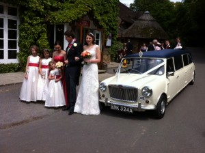 Classic mini limousine hired for Claire's wedding 4