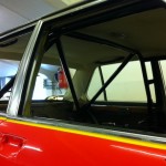BMW 3.0si race car roll cage