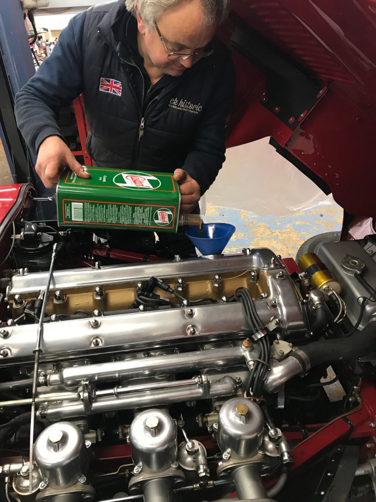 Jaguar E-type service