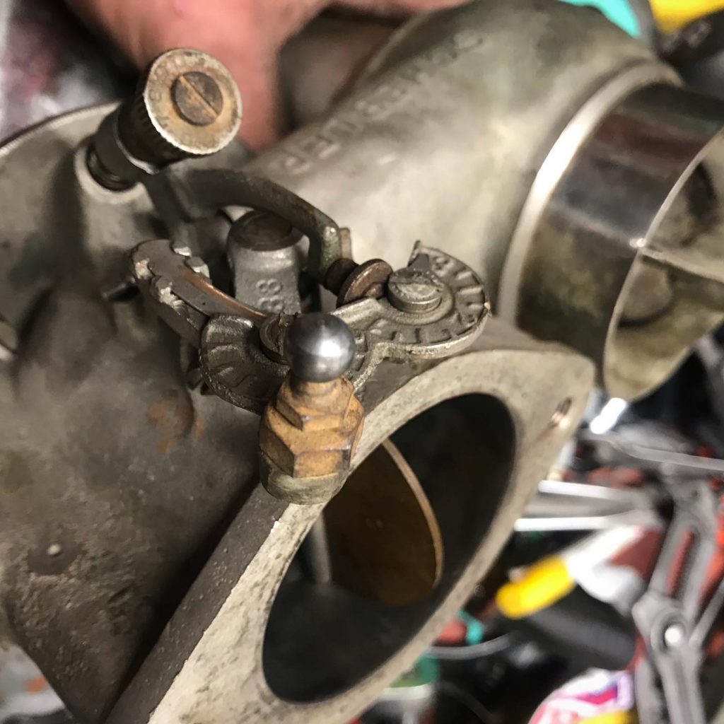 Prewar carburettor rebuild